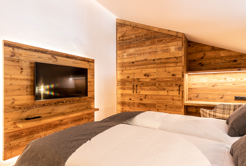 Dormitorio principal (detalle de TV)